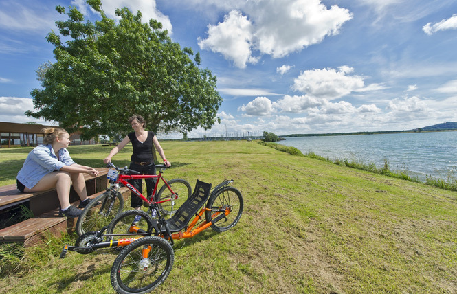 AIRE DE STATIONNEMENT CAMPING-CAR DU LAC DE MADINE - HEUDICOURT 3 - Heudicourt-sous-les-Côtes